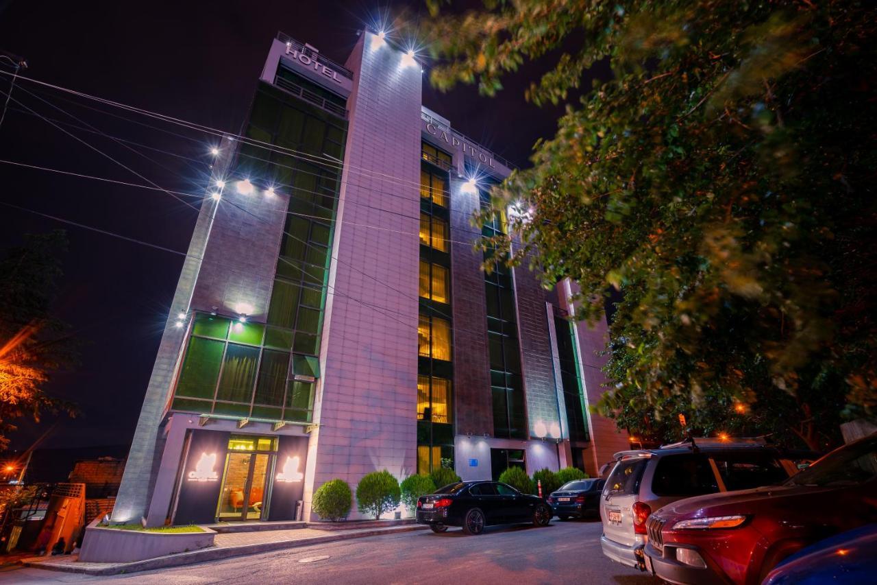 Capitol Hotel By Umbrella Tbilisi Buitenkant foto