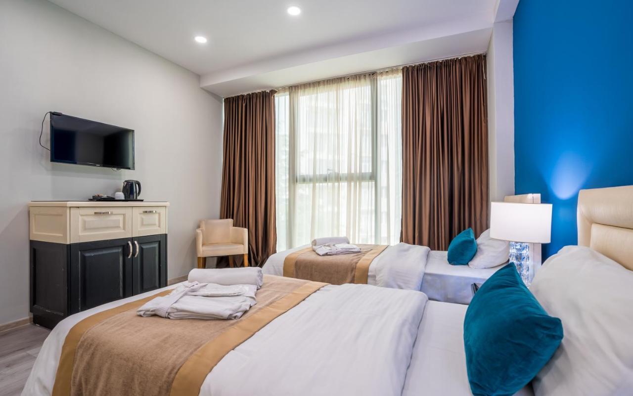 Capitol Hotel By Umbrella Tbilisi Buitenkant foto